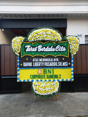 Papan Bunga Duka di Nae