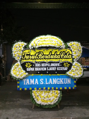Papan Bunga Duka di Nae